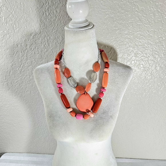 Fun and Funky Beaded Necklace Bundle - Picture 8 of 9